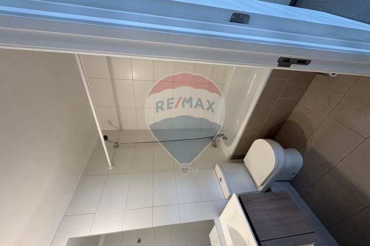 Vista panorámica y laguna navegable - 2d/1b/1e