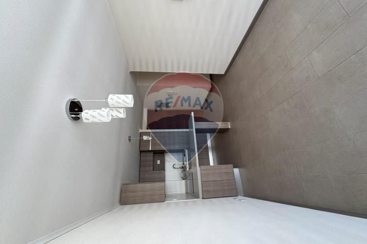 Vista panorámica y laguna navegable - 2d/1b/1e