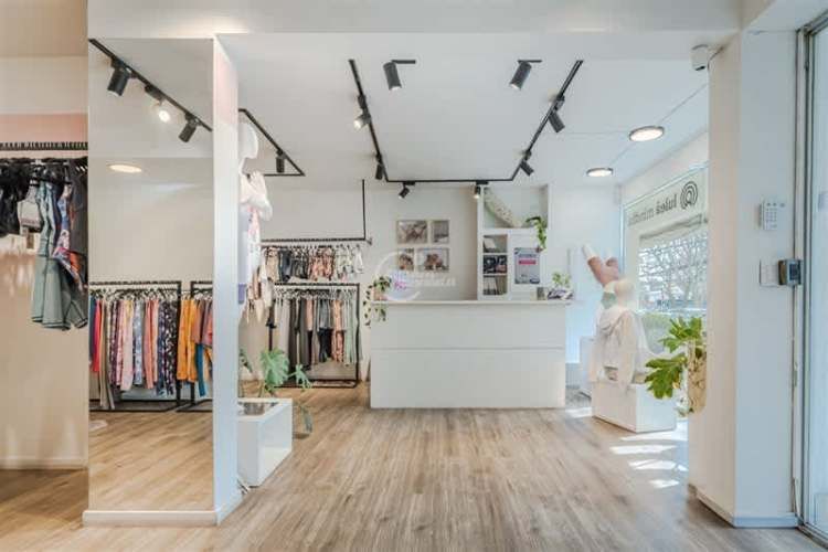 LOCAL COMERCIAL Av Vitacura