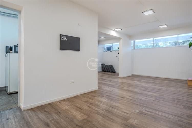 LOCAL COMERCIAL Av Vitacura