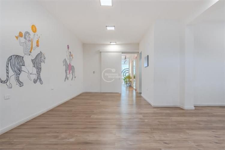 LOCAL COMERCIAL Av Vitacura