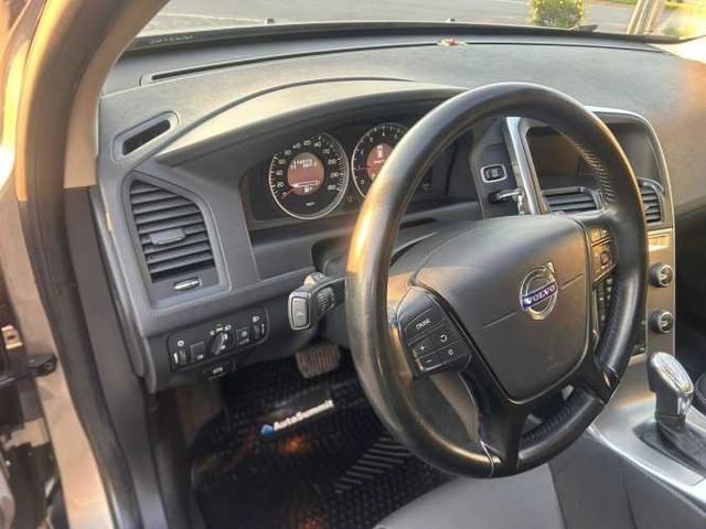 VOLVO XC60 COMFORT AT 2.0  2014