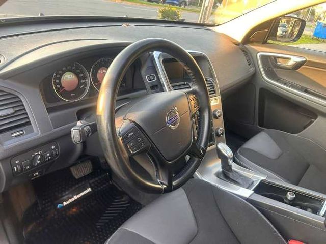 VOLVO XC60 COMFORT AT 2.0  2014