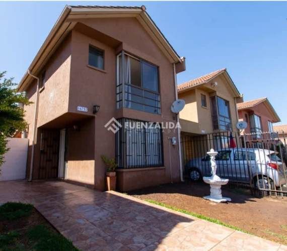 CASA Rey Salomón / Adriana Pérez Llona