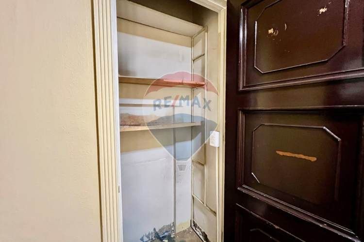 Oficina clásica renovada en ahumada, santiago