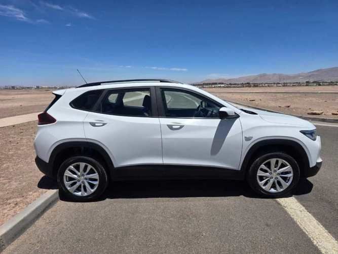 CHEVROLET TRACKER 2024