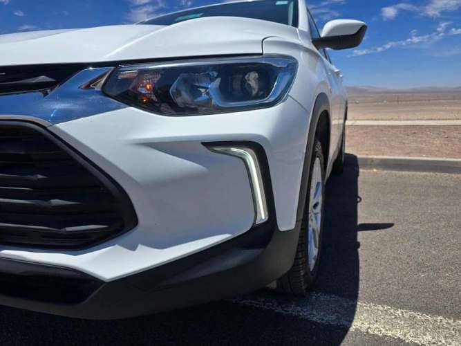 CHEVROLET TRACKER 2024