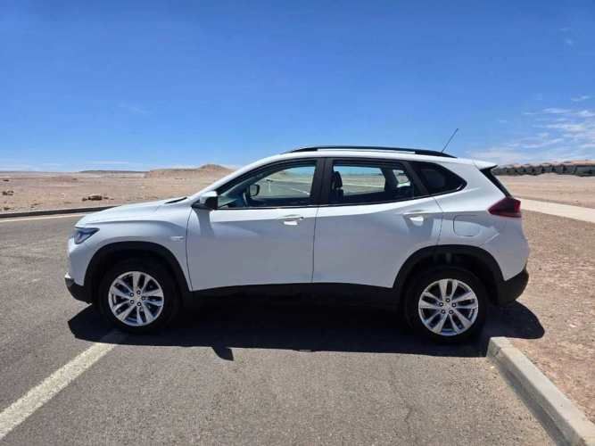 CHEVROLET TRACKER 2024