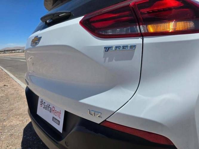 CHEVROLET TRACKER 2024