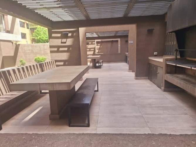 AMPLIO DEPTO FRENTE CLUB HIPICO 2D/1B /TERRAZA/EST