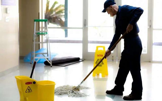 AUXILIAR DE ASEO- MALLOCO