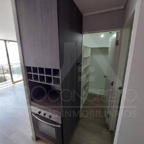 Estudio con terraza en arriendo frente al metro Carlos Valdovinos (L5)
