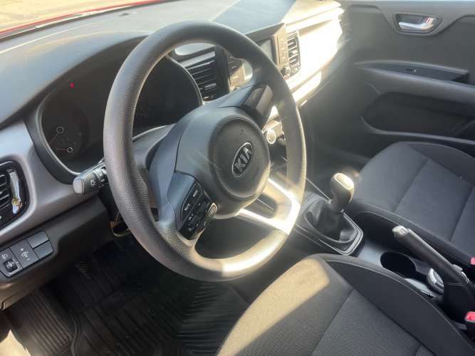KIA RIO 5 EX 1.4 MT FULL SIN AIRE 53.000 KM.