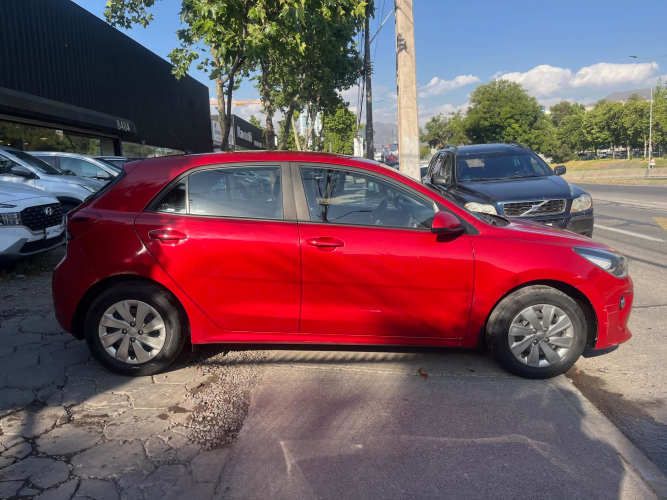KIA RIO 5 EX 1.4 MT FULL SIN AIRE 53.000 KM.