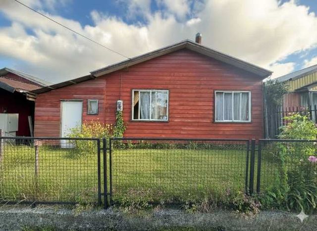 Venta – Casa en Av. Rubén Darío, Valdivia