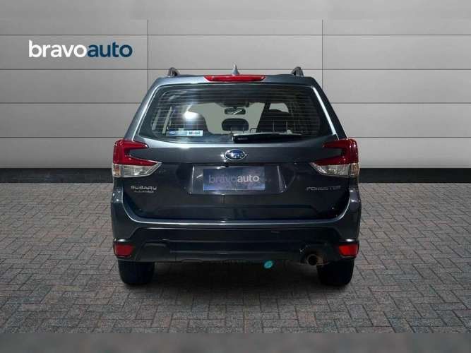 SUBARU FORESTER 2024