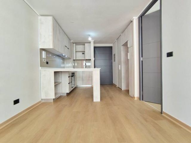 Av. Vicuña Mackenna  [3470-1]