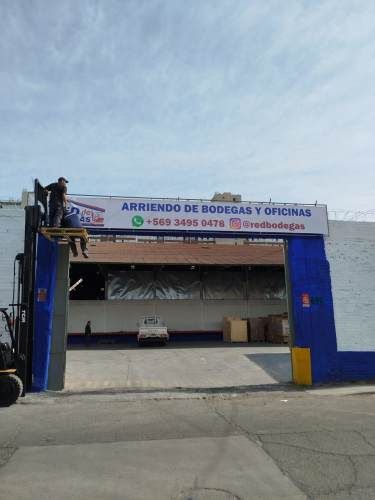 ARRIENDO BODEGAS COMERCIALES
