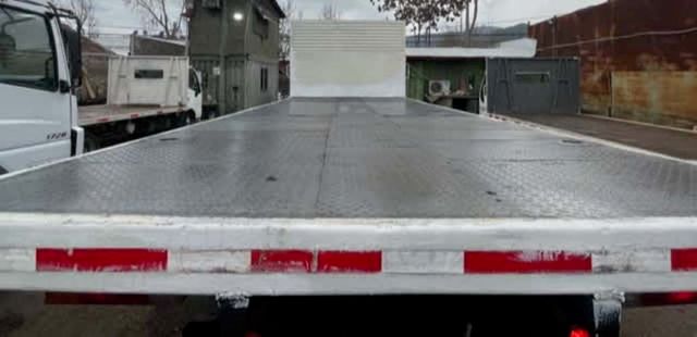 Camión  listo para trabajar.