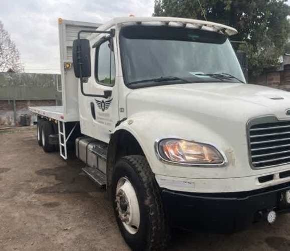 Camión  listo para trabajar.