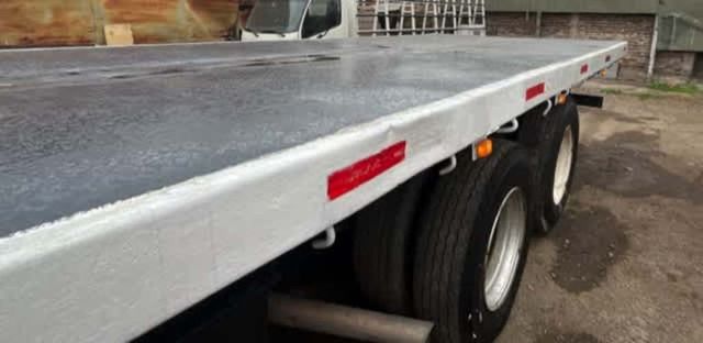 Camión  listo para trabajar.