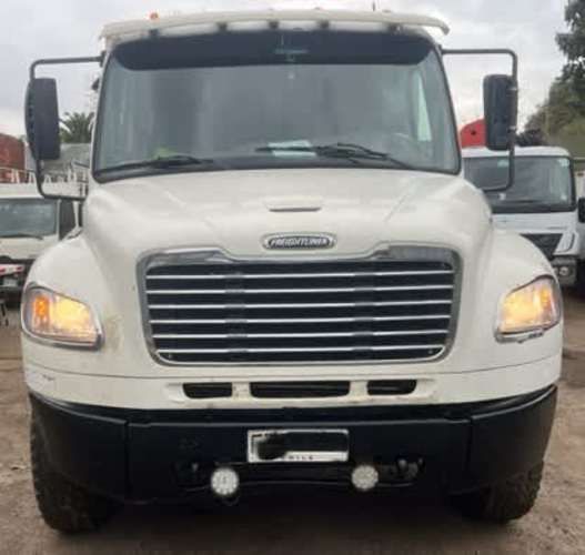 Camión  listo para trabajar.