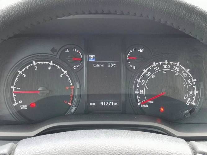 TOYOTA 4RUNNER  2024