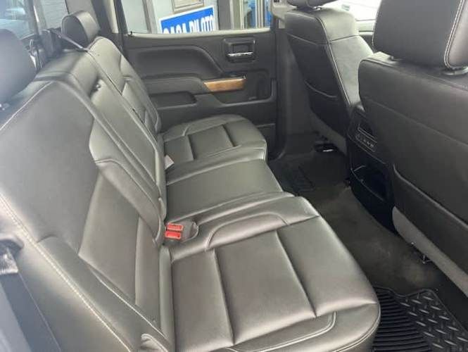 CHEVEROLET SILVERADO DCAB 4X4 5.3 AUT (valor con iva incluido facturable)