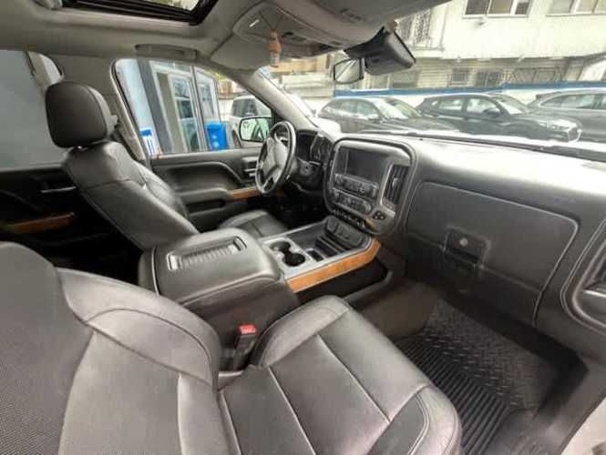 CHEVEROLET SILVERADO DCAB 4X4 5.3 AUT (valor con iva incluido facturable)