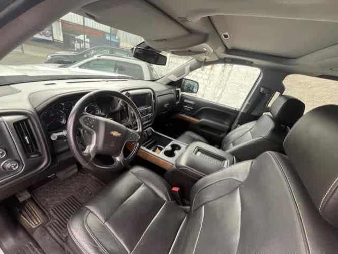 CHEVEROLET SILVERADO DCAB 4X4 5.3 AUT (valor con iva incluido facturable)