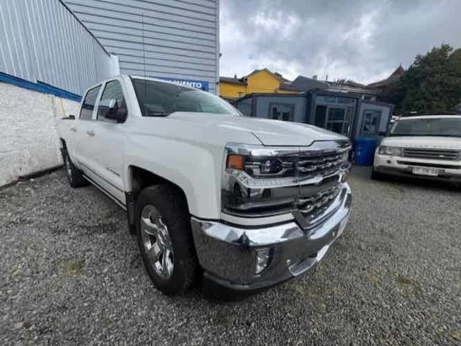 CHEVEROLET SILVERADO DCAB 4X4 5.3 AUT (valor con iva incluido facturable)
