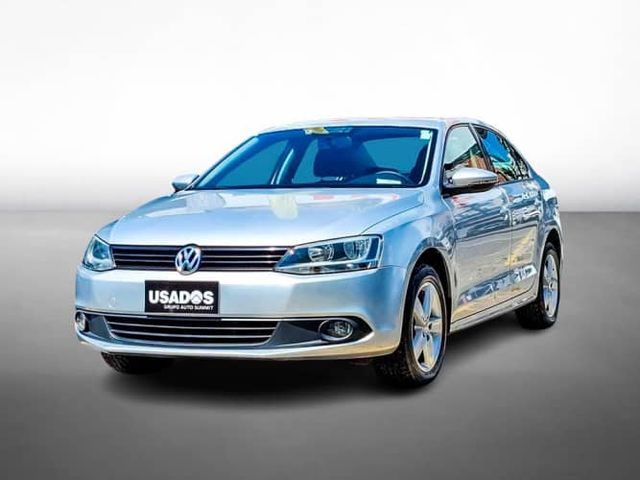 VOLKSWAGEN VENTO 2013