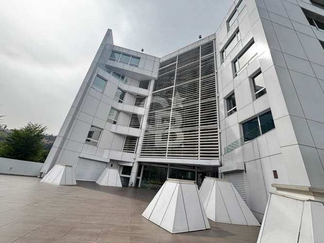 Oficina Ciudad Empresarial 286 m2