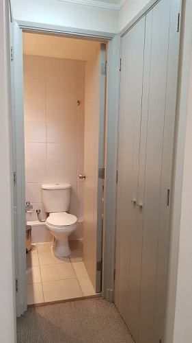 VENDE DEPTO. 2 DORMITORIOS 2B 1EST Y 1BODEGA