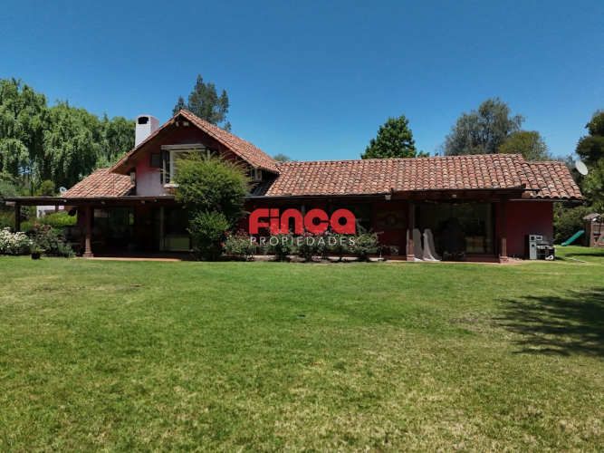 Casa en venta en chicureo