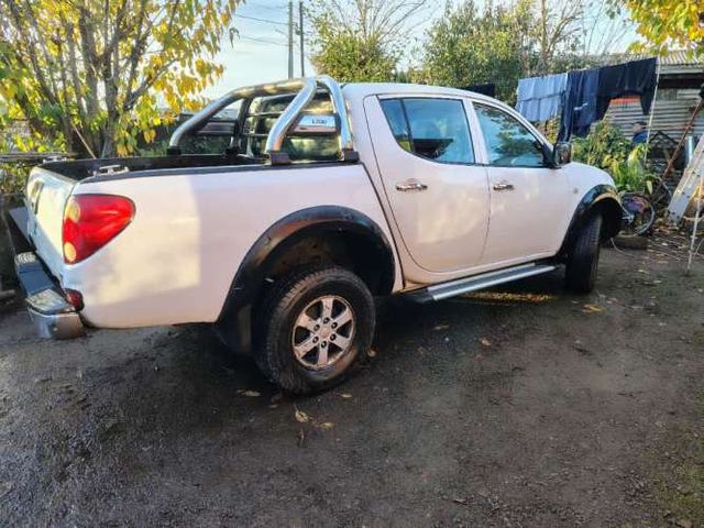 Mitsubishi L200 2015 4x2