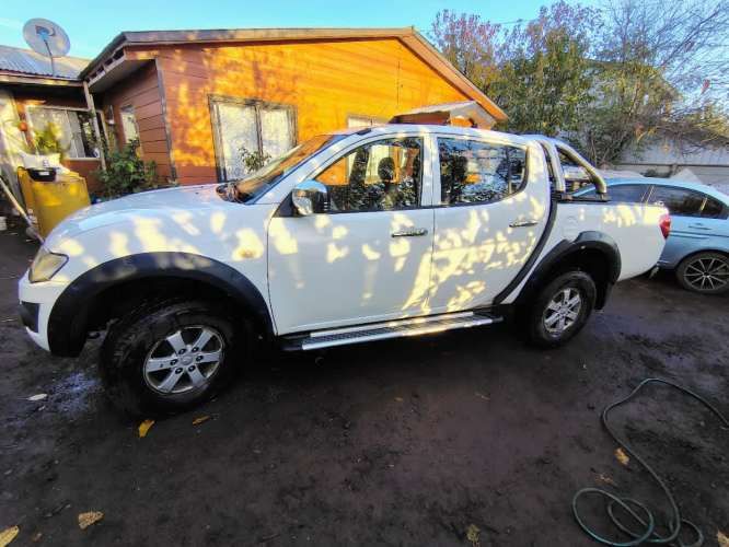Mitsubishi L200 2015 4x2