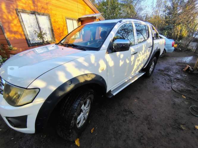 Mitsubishi L200 2015 4x2