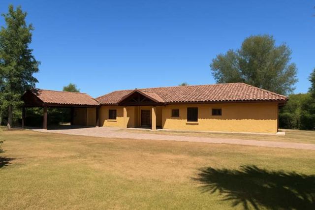 Arriendo Casa en Parcela — Colonia Alemana, Peñaflor