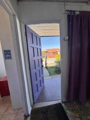 Casa en venta c/ estacionamiento en Hualpén