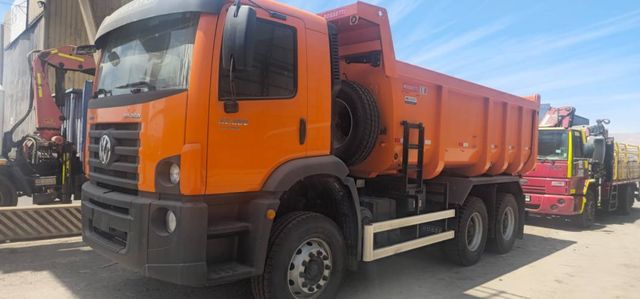 CAMIÓN VOLKSWAGEN TOLVA 12 PARA 14 MTRS.3