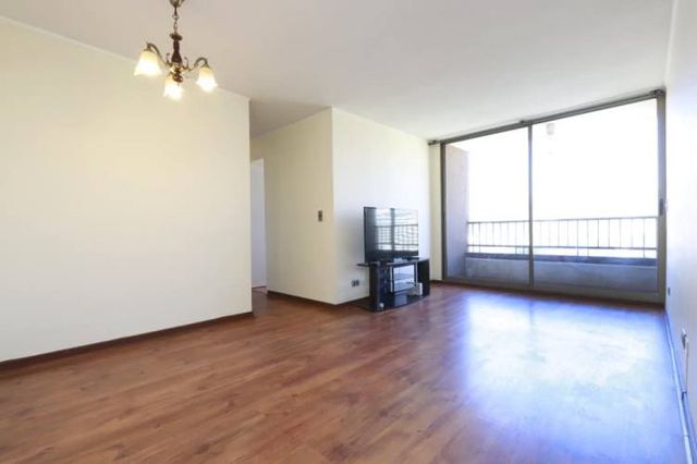 SE ARRIENDA DEPTO. 3D 1B 1E, METRO PEDRERO  LA FLO