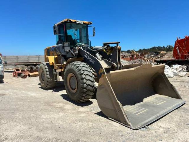 cargador frontal 3,2 m3. 2021, 4500 horas.