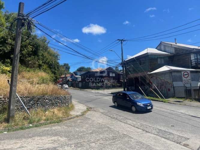 Sitio Comercial en Esquina de Alto flujo Trigal /Crucero .