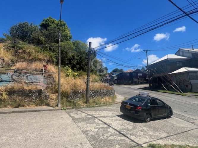 Sitio Comercial en Esquina de Alto flujo Trigal /Crucero .