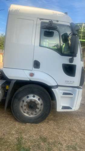 SE VENDE CAMIÓN FORD CARGO