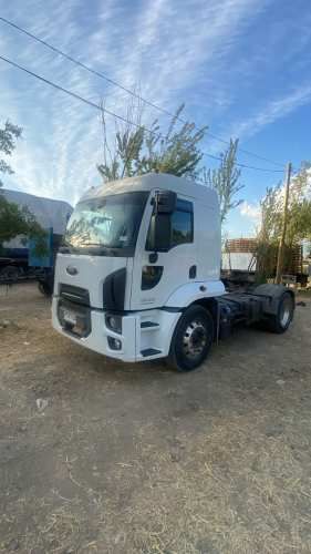 SE VENDE CAMIÓN FORD CARGO