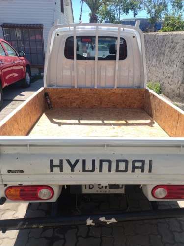 HYUNDAI PORTER 2.5 AC MT 2023 6 VELOCIDADES