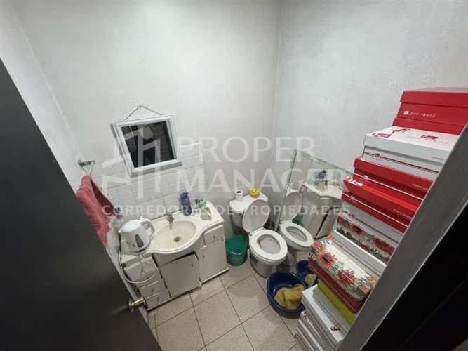 OFICINA Local 50 m² con Baño – Frente Colegio Padre Hurtado, Quilamapu