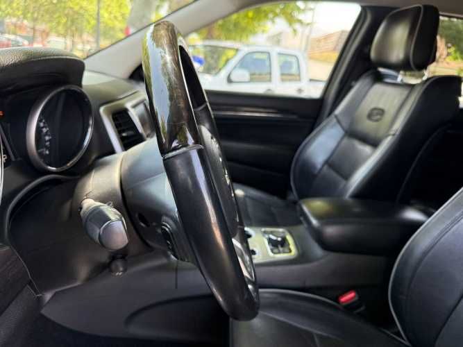 JEEP GRAND CHEROKEE  OVERLAND 4X4 5.7 V8 AUT 2012